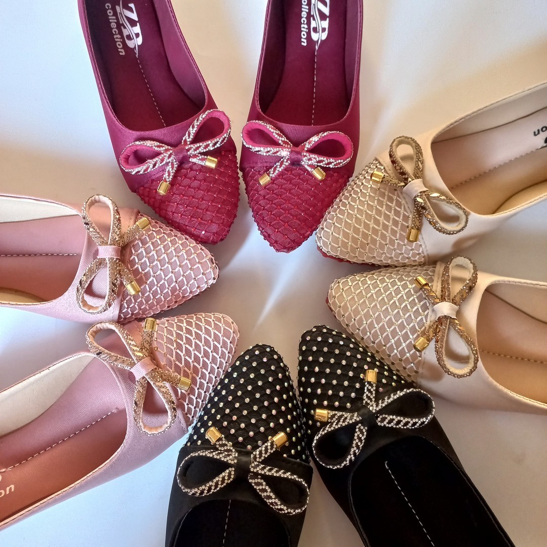 20260920_174536 STYLISH FLAT PUMPS - Image 1